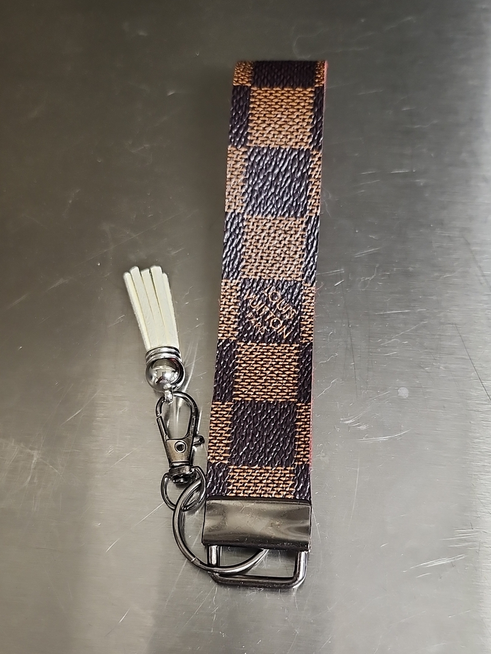 Unbranded Brown Check Wrist Key Strap with Tassel